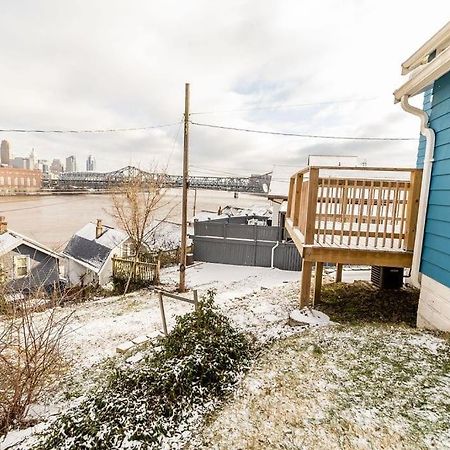 Cozy Riverfront Bungalow With Stunning Views Covington Bagian luar foto