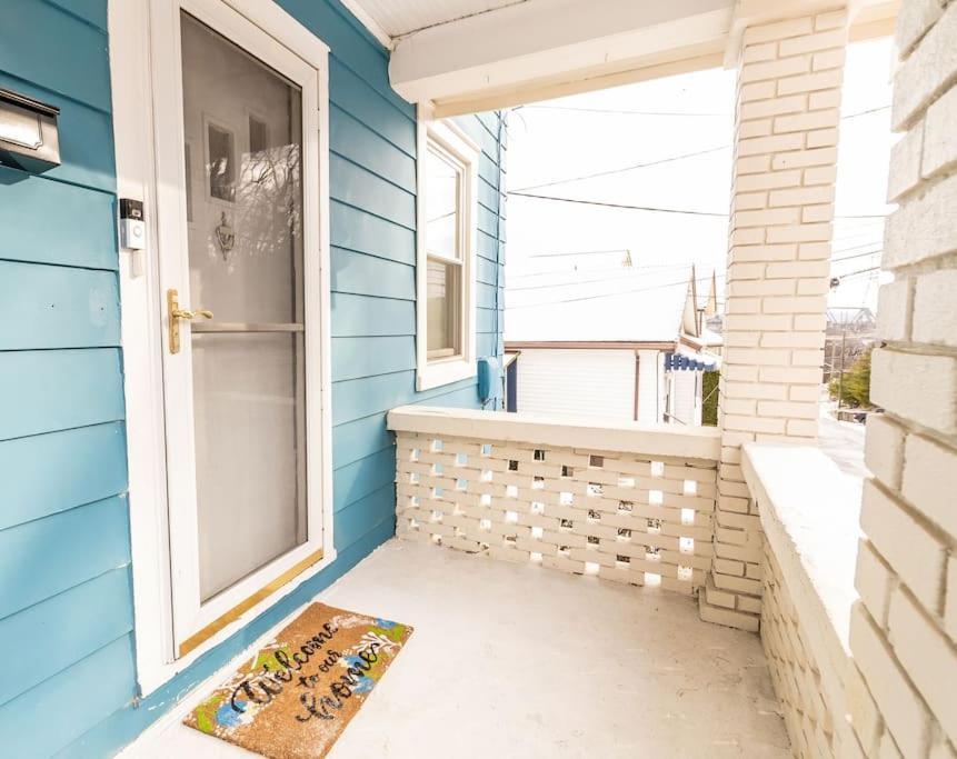 Cozy Riverfront Bungalow With Stunning Views Covington Bagian luar foto