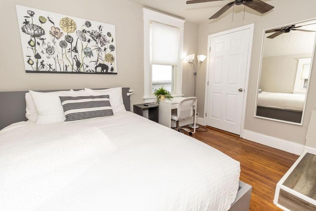 Cozy Riverfront Bungalow With Stunning Views Covington Bagian luar foto
